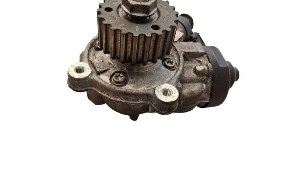 Volkswagen PASSAT B8 Fuel injection high pressure pump 0445010538 04L130755E