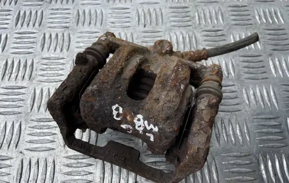 Mercedes-Benz B W245 Rear brake caliper