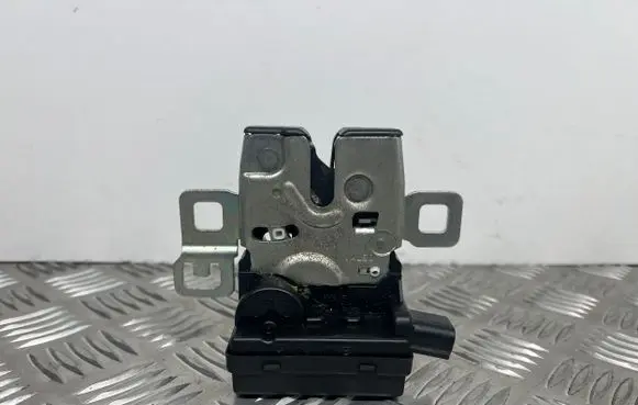 Mini One - Cooper Coupe R56 Tailgate/trunk/boot lock/catch/latch 2754528