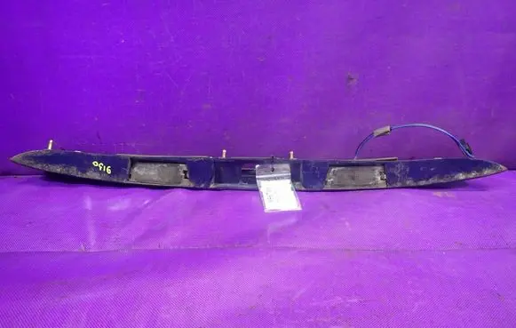 Renault Scenic I Trunk door license plate light bar 