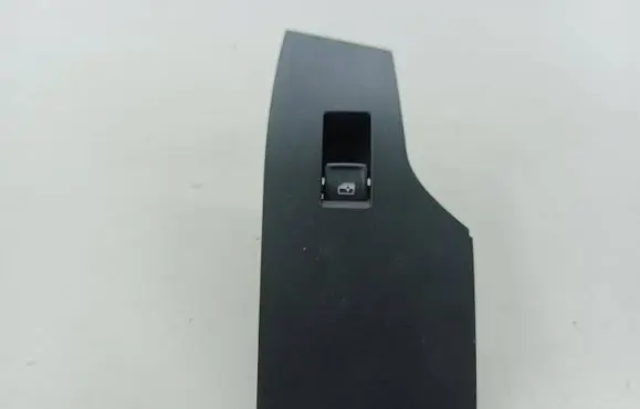 Seat Arona Electric window control switch 5G0959855P