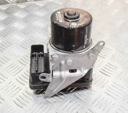 BMW 3 E90 E91 ABS Pump 6787836 6787837