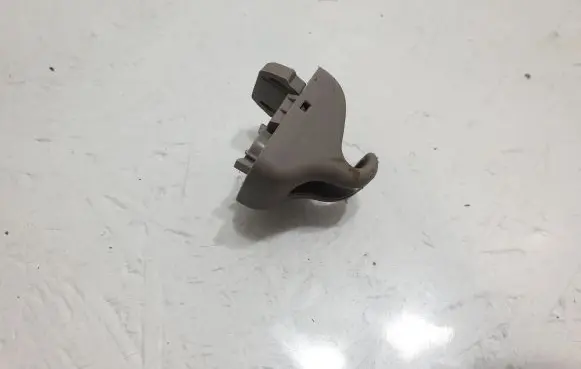 Hyundai Santa Fe Sun visor clip/hook/bracket 