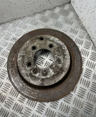 Land Rover Discovery 3 - LR3 Rear brake disc