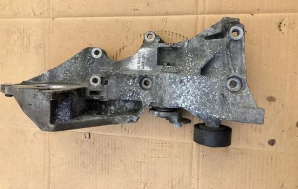 Audi A4 S4 B8 8K Generator/alternator bracket 03L903143R