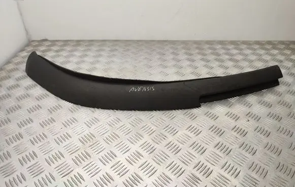 Toyota Avensis T250 Front bumper lip 7685205010