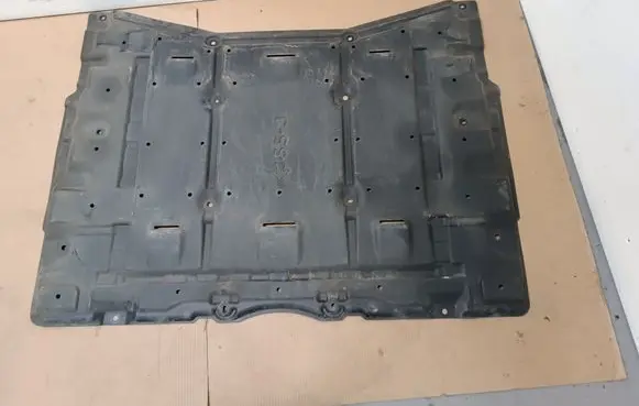 Nissan Leaf II (ZE1) Pickup box liner 748N25SK0B