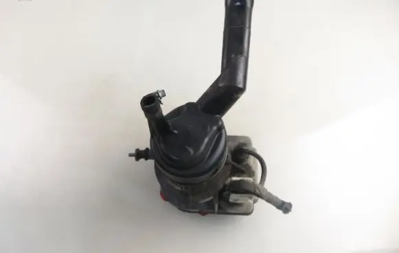 Citroen C4 I Picasso Power steering pump 9674055680