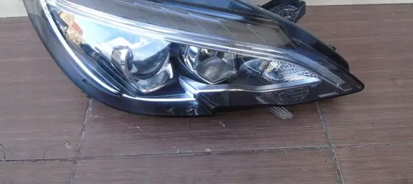 Peugeot 308 Headlight/headlamp