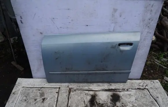 Audi A4 S4 B6 8E 8H Front door