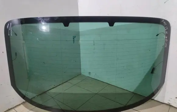 Volkswagen PASSAT CC Rear windscreen/windshield window E1143R000134