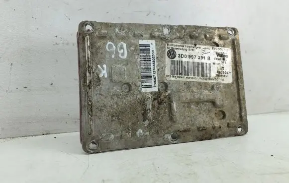 Volkswagen PASSAT B6 Headlight/headlamp 3D0907391B 89030471 13210017