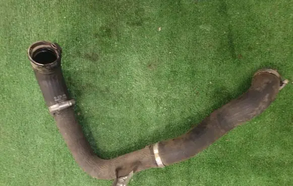 Hyundai i30 Intercooler hose/pipe 282562U000