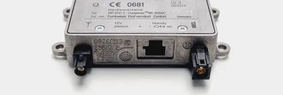 Mercedes-Benz E W211 Antenna control unit 2118200885 09701212
