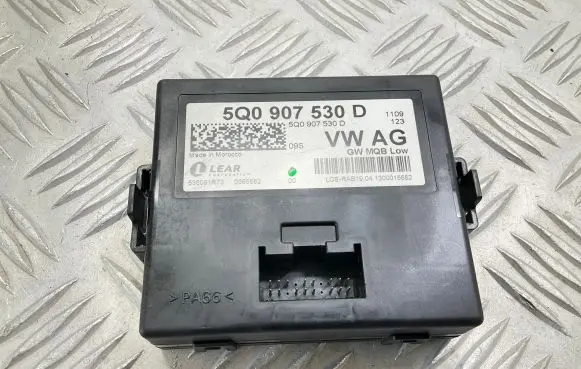 Skoda Octavia Mk3 (5E) Gateway control module 5Q0907530D