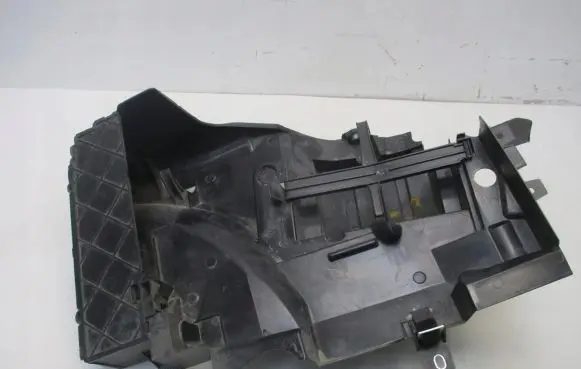 Mercedes-Benz A W169 Spare wheel section trim 