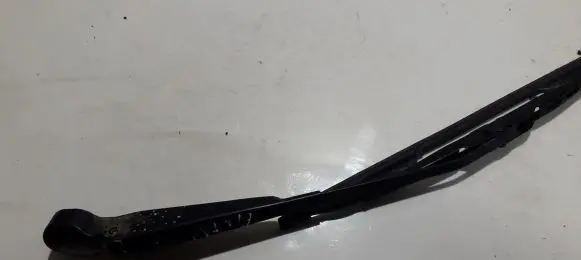 Nissan Almera Rear wiper blade arm