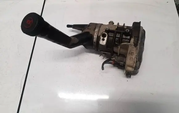 Peugeot Partner Power steering pump A0015822