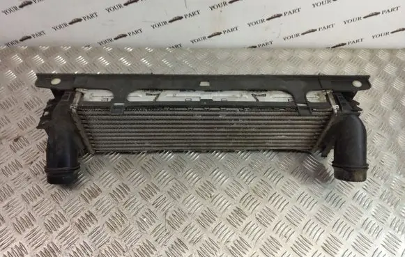 BMW X3 F25 Intercooler radiator 7593845
