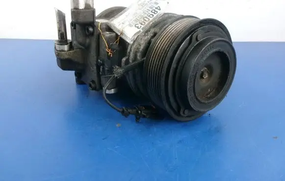 KIA Sorento Air conditioning (A/C) compressor (pump) 16250-23500