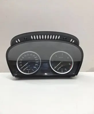 BMW 5 E60 E61 Speedometer (instrument cluster) 110080213 62116945633