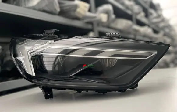 Audi A1 Headlight/headlamp 82A941034E
