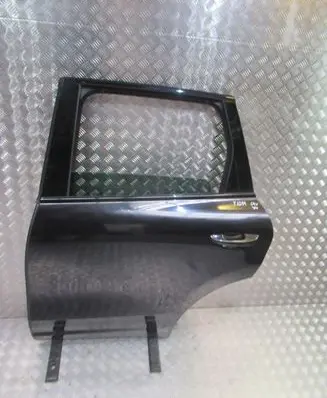 Porsche Cayenne (92A) Front door 
