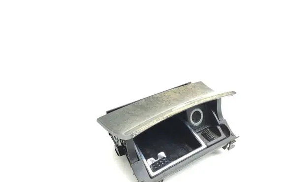 Mercedes-Benz E W211 Car ashtray A2118101330