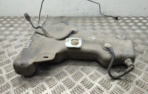 Peugeot 508 AdBlue liquid reservoir 
