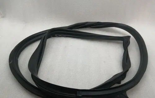 Porsche 718 Cayman 982 982c Front door rubber seal 98153707606
