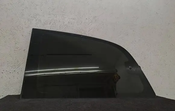 Mercedes-Benz Vito Viano W639 Rear side window A6396700004 43R000016 M75AS2