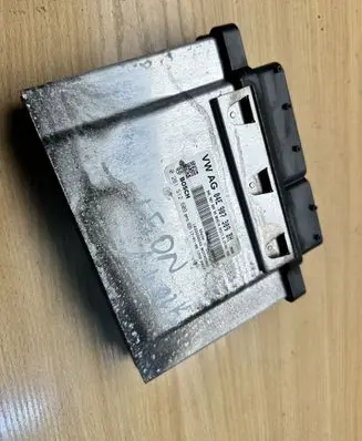 Seat Leon (5F) Engine control unit/module 04E907309BH