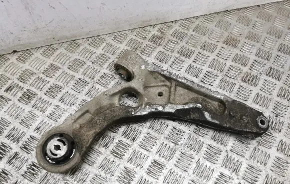 Jeep Cherokee Front lower control arm/wishbone