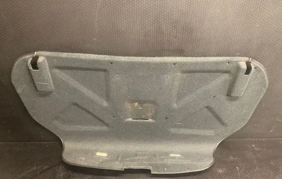 Tailgate trim