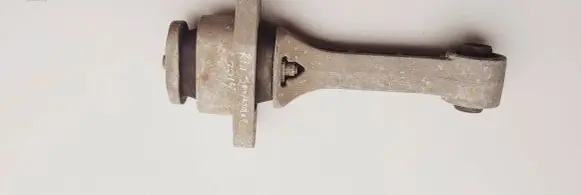 KIA Sportage Engine mount bracket