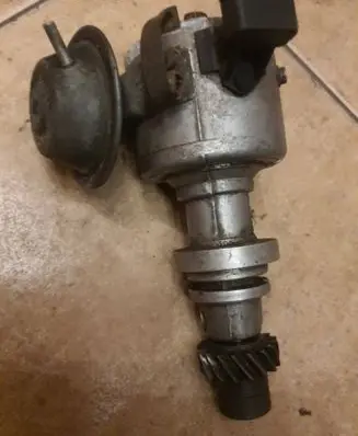Audi 80 90 B2 Spark distributor 0237024016 026905206A