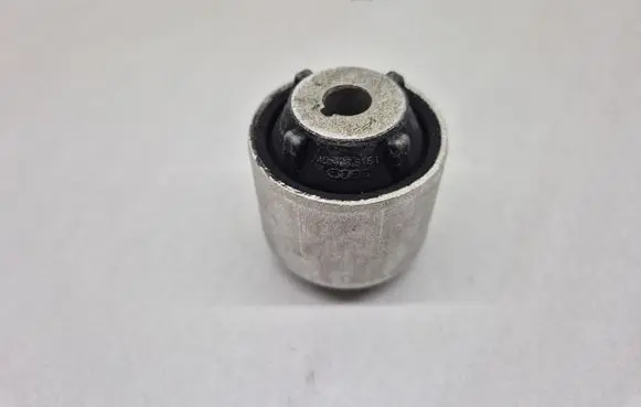 Audi Q5 SQ5 Front wishbone bush 4M0407515D