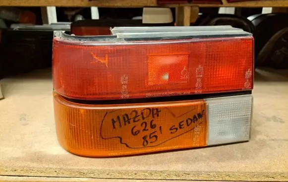 Mazda 626 Rear/tail lights 0436832 0436832L