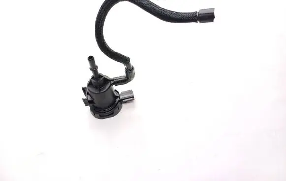 Mercedes-Benz ML W166 Vacuum valve A0014760532