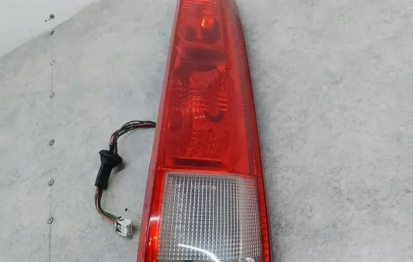 Nissan X-Trail T30 Rear/tail lights