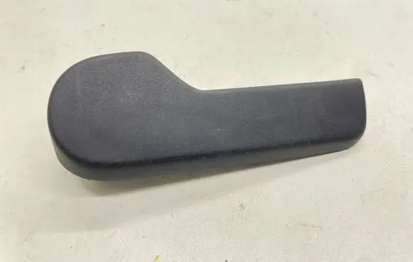 Volkswagen PASSAT B6 Engine bonnet (hood) release handle 1J1823533C