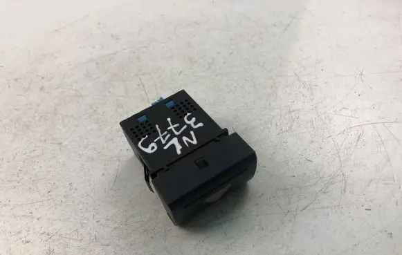 Volkswagen Fox Hazard light switch 102801000