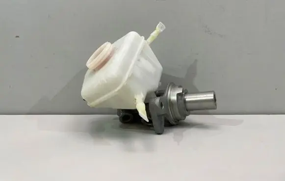 BMW 3 F30 F35 F31 Brake fluid reservoir 7851569