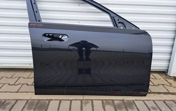 BMW 5 G60 G61 Front door 7161172