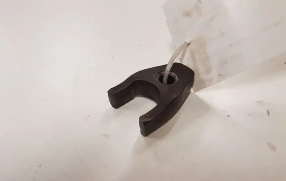KIA Sorento Fuel Injector clamp holder