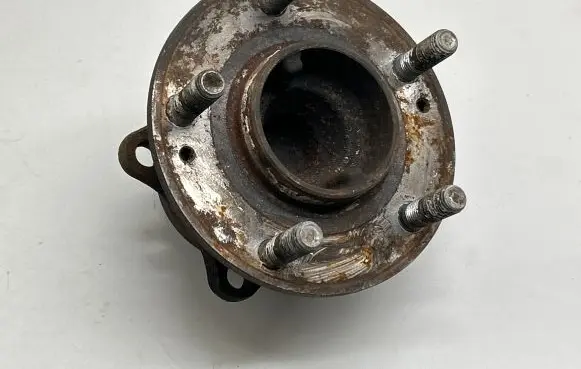 KIA Sorento Rear wheel hub 527502BXXX