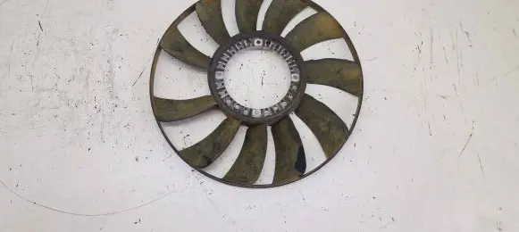 Volkswagen PASSAT B5 Fan impeller 058121301B