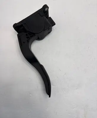 Mercedes-Benz Vito Viano W639 Accelerator throttle pedal 0280755023 A9063000404