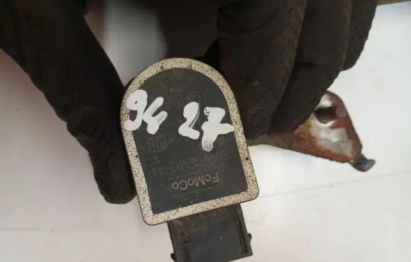 Rear air suspension level height sensor