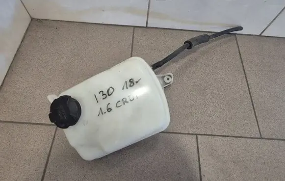 Hyundai i30 Coolant expansion tank/reservoir 25430F2200